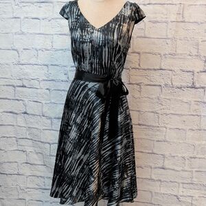 Alex Marie Black/Gray/Blue Satin Midi Dress w/ Waist Tie - Size 4
